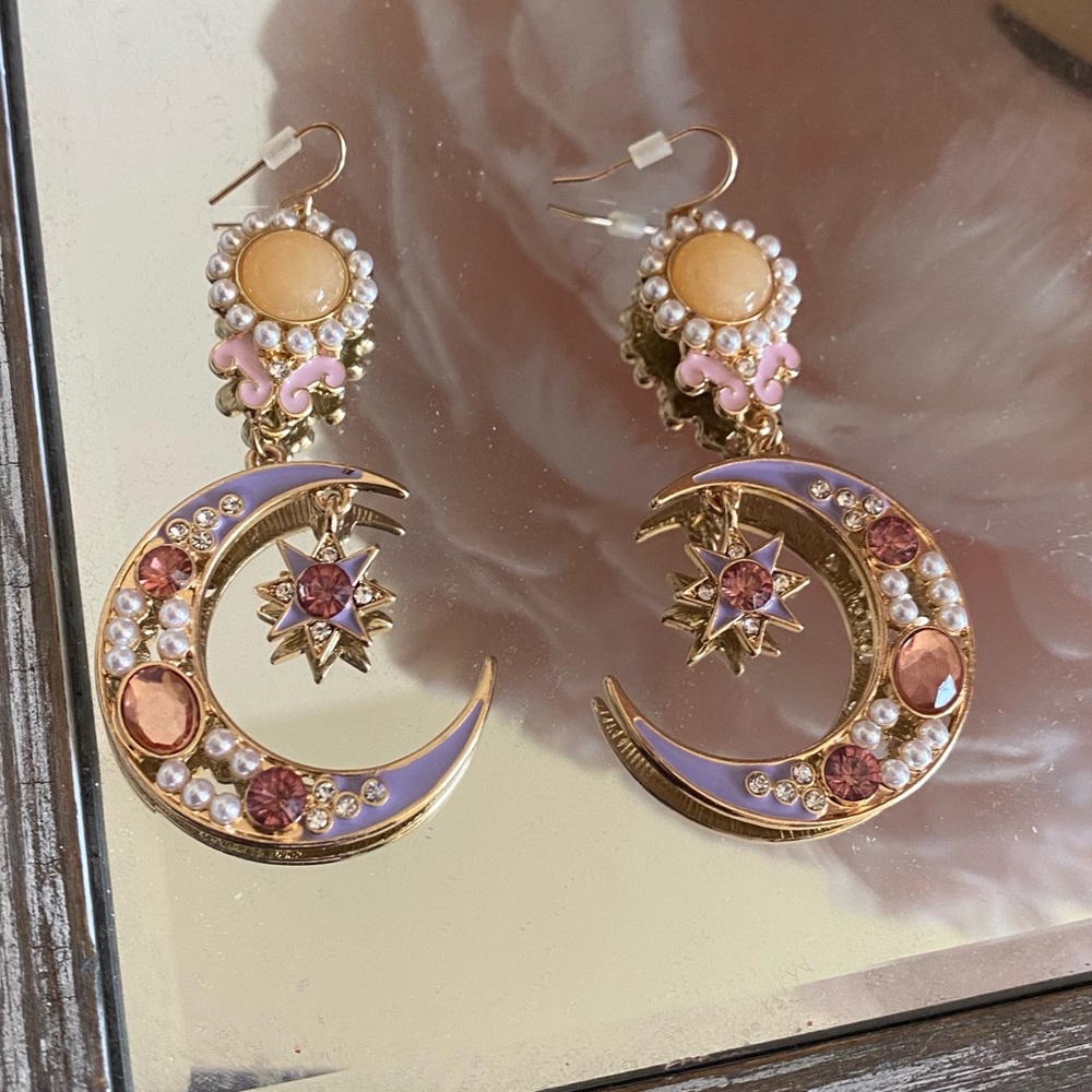 Cottagecore Lilac Pastel Dangling Moon Earrings